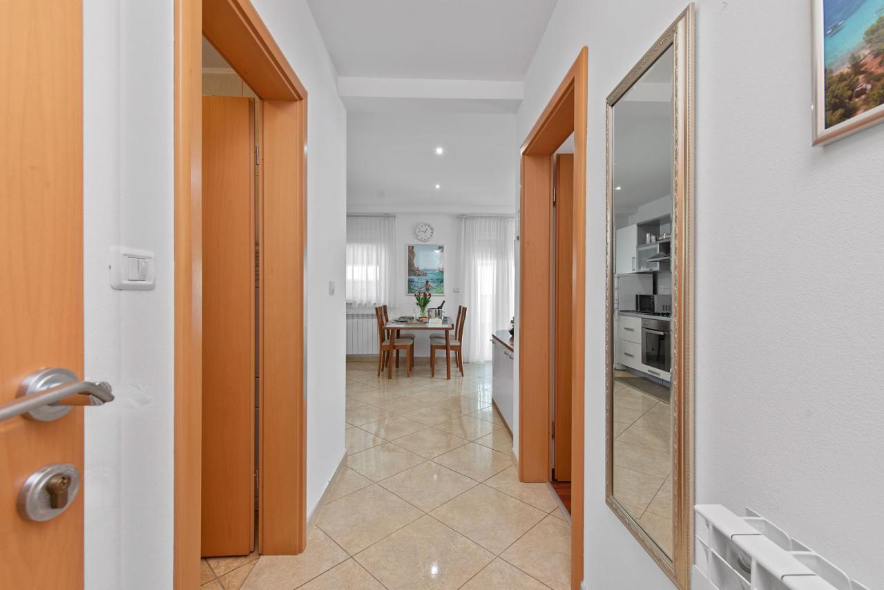 Summer House Apartma *