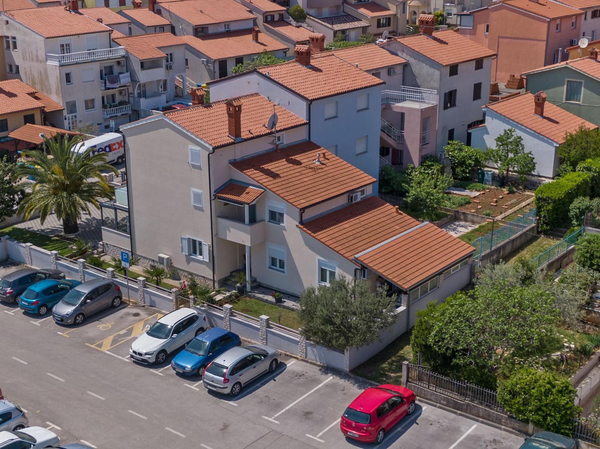 Summer House Apartma